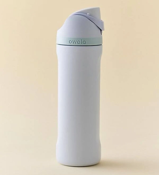 Owala FreeSip 24 oz Water Bottle in Purple at Urban Outfitters