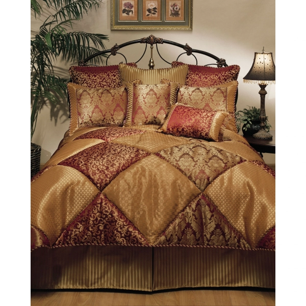 PCHF Chateau Royale 4-piece Comforter Set