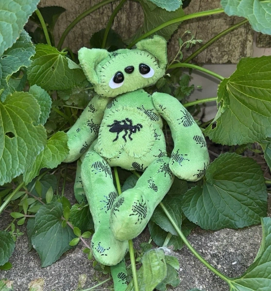 💚🐜Vince the Ant Kitty 🐜💚