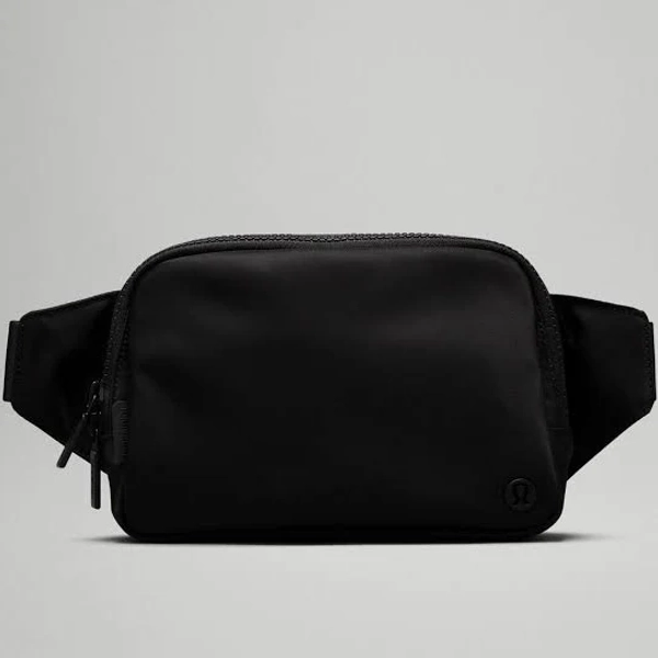 lululemon Everywhere Belt Bag