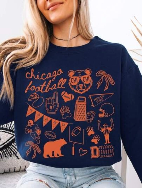 Women'S Chicago Football Doodle Crewneck Sweatshirt - White With Orange Team Spirit Design, Bear Mascot & Football Graphics, Casual Pullover For Game Day, Fall Winter Warmth, Gift For Chicago Football FansWomen's Hooded Printed T-Shirt