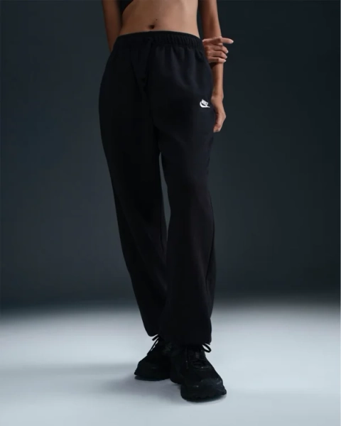 Nike Sportswear Club Fleece Women's Mid-Rise Oversized Sweatpants