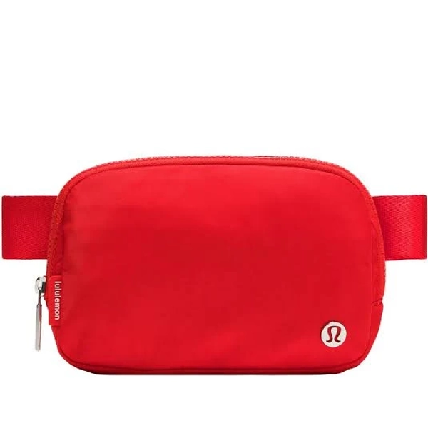 Lululemon Everywhere Belt Bag