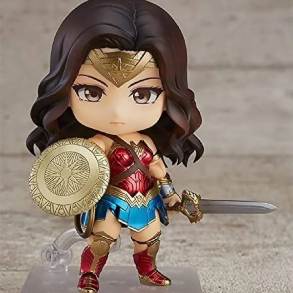Good Smile Company Wonder Woman: Hero's Edition Nendoroid 818 Figure - New Toys & Collectibles | Size: s
