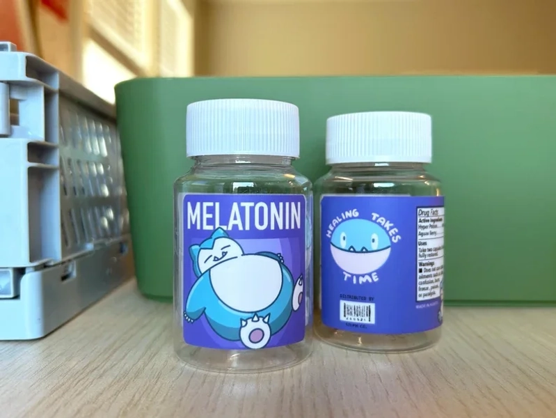 Melatonin Bottle – Travel Case, Pill Organizer, Medicine Container