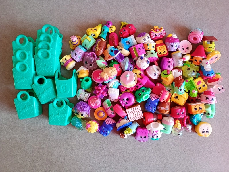 20 Mystery Shopkins Bundle + FREE BASKET - No Duplicates - Different Themes