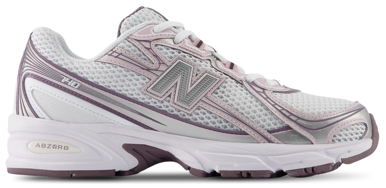 New Balance 740