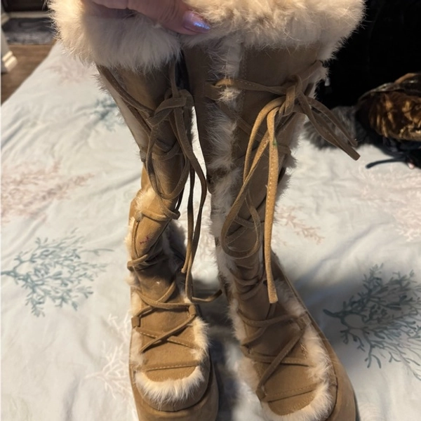 Demonia | Shoes | Demonia Tan Furlined Platform Boots 8 | Poshmark