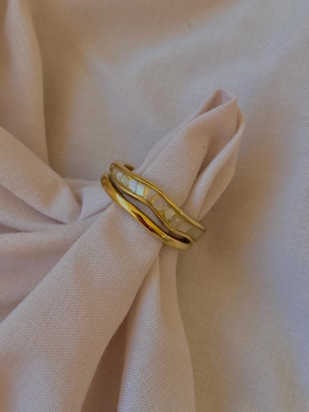 Gold Wavy Ring: Mother of Pearl Double Layer Band