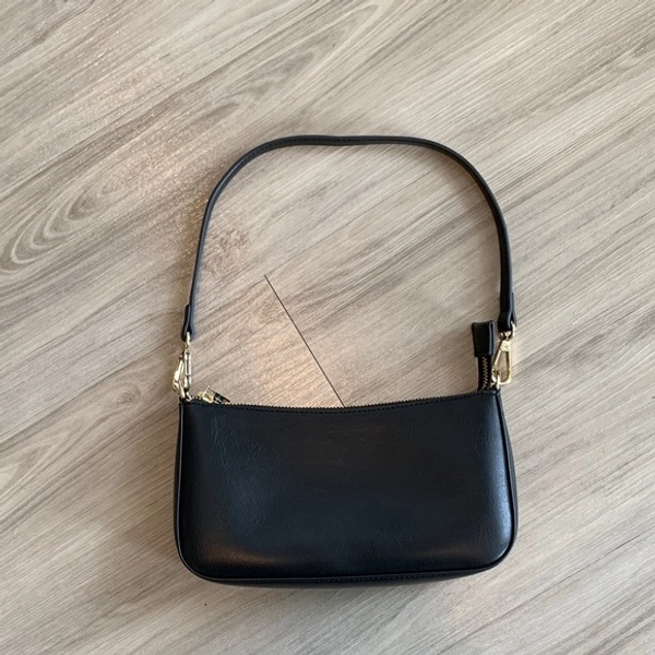 Minimalist Black Leather Shoulder Bag