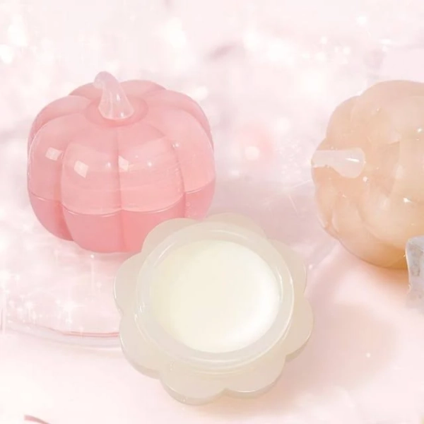 Novo Pumpkin Canned Moisturizing Lip Mask