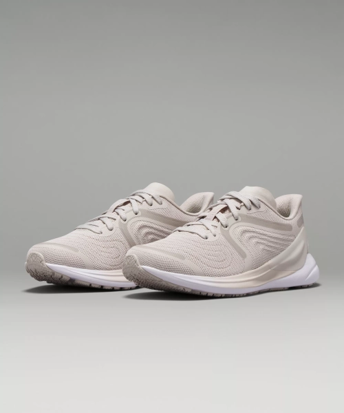 Women's Blissfeel 2 Running Shoe - Silverstone/Silverstone/White - 5