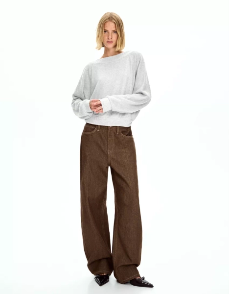 Open-back knit  sweater