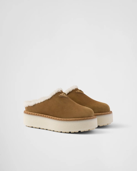 Suede slippers