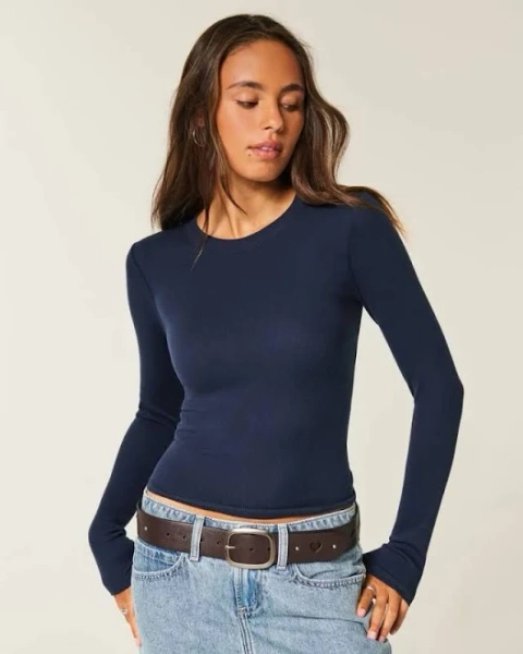 Hollister Women's Long-Sleeve Crew Top