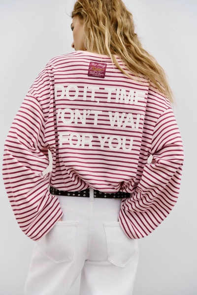 Gestreept T-shirt met tekst