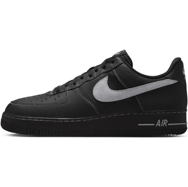 Nike Men's Air Force 1 '07 LV8