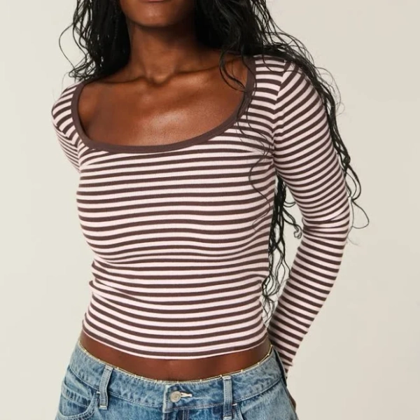 Hollister Women's Long-Sleeve Scoop Top