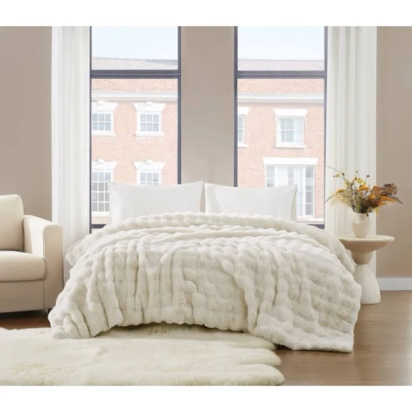 Brooklyn Loom Bubble Faux Fur Blanket