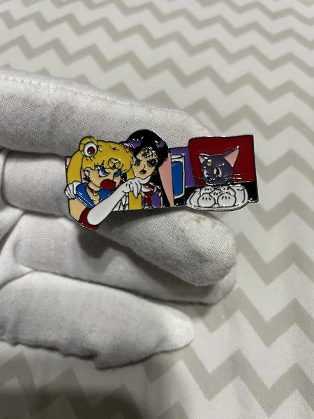 Sailor moon enamel pin brooch anime cartoon cute funny