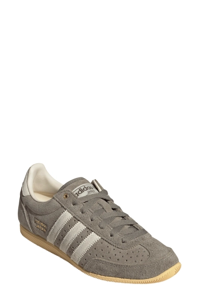 Japan Low Top Sneaker