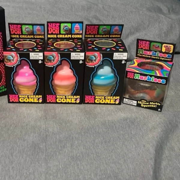 Schylling NEW NeeDoh Bundle - New Toys & Collectibles