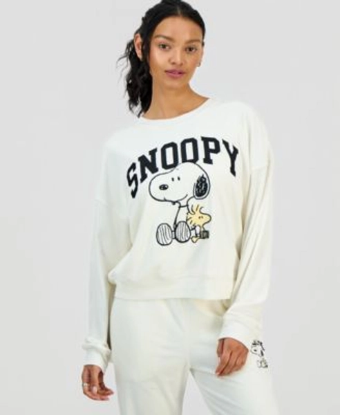 Juniors' Snoopy Velour Sweatshirt