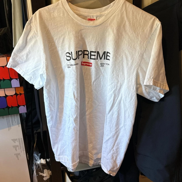 Supreme shirt, used a couple of times no stains....