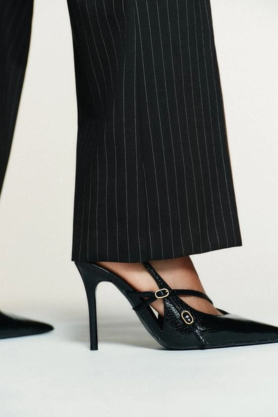 CHAUSSURES À TALONS AVEC BRIDES ET BOUCLES