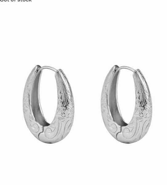 Bella Sliver Hoops