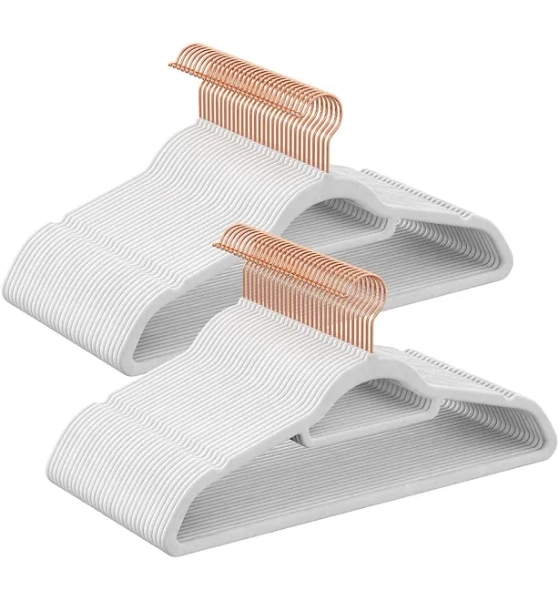 SONGMICS Velvet Hangers with Swivel Hook