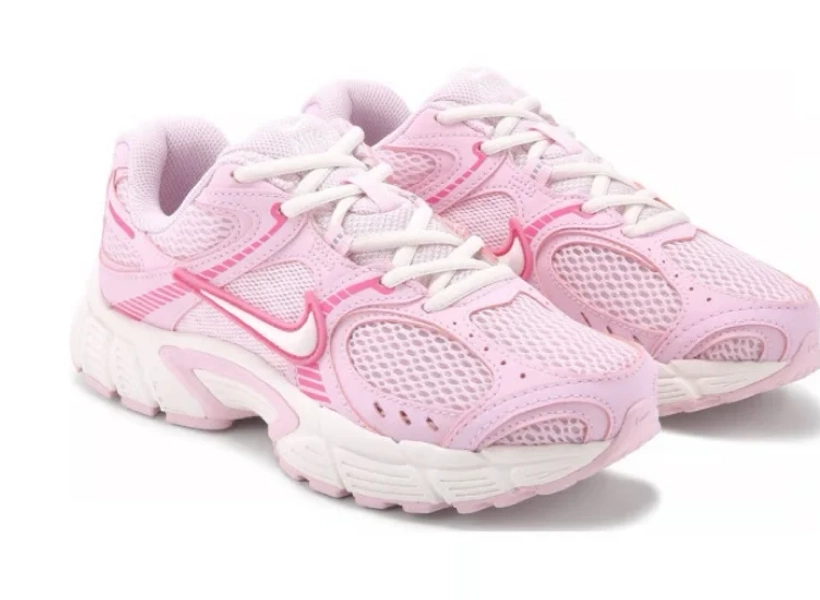 Women's V5 RNR Sneaker