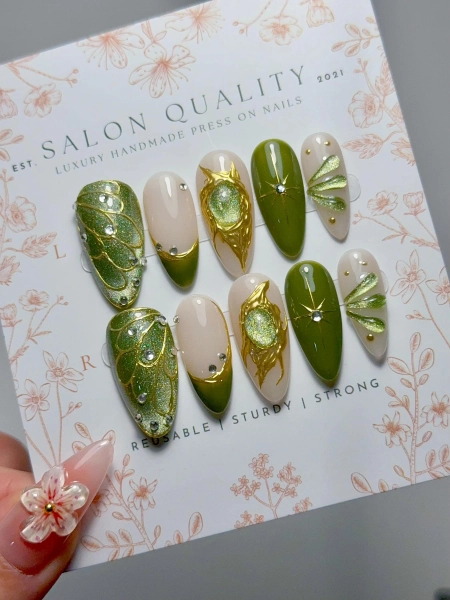 Emerald Cat Eye with Golden Glow | Green Cat Eye Press On Nails | Chrome Press Ons | Almond Nails | Gold Nails | Handmade Nails | Nail Art