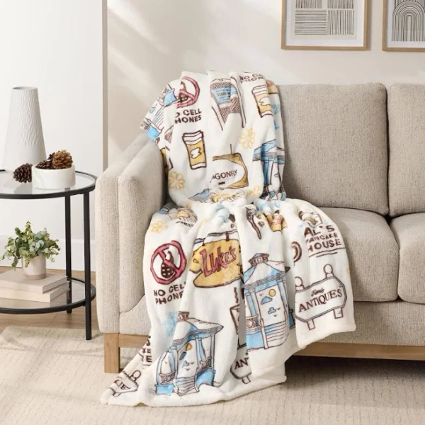 Gilmore Girls Adult Silk Touch Throw
