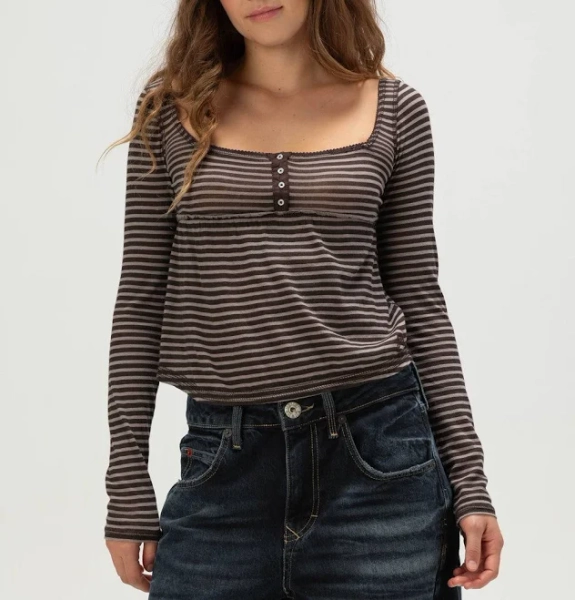 BDG Women's Brittney Long Sleeve Babydoll Top