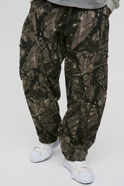 Balloon Forest Camo Cargo Trousers | boohooMAN UK