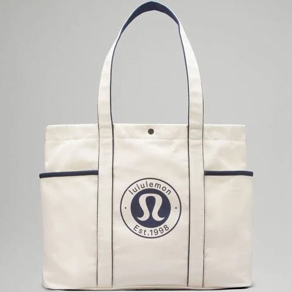 lululemon Daily Multi-Pocket Canvas Tote Bag 20L