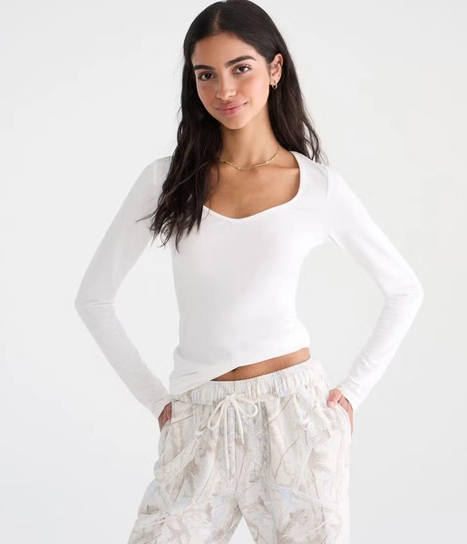Long Sleeve Buttery Soft Seamless Sweetheart Tee