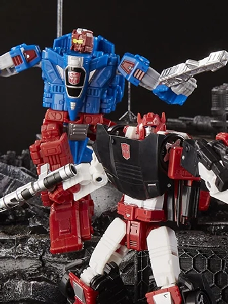 Transformers War for Cybertron: Siege WFC-S26 Alphastrike Counterforce Three-Pack