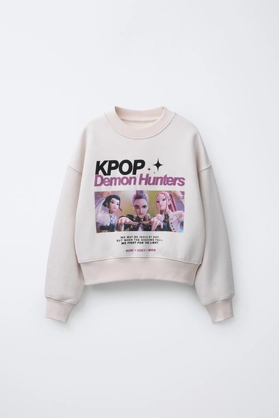 KPOP DEMON HUNTERS™ NETFLIX © PRINTED SWEATSHIRT