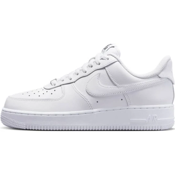 Nike Women's Air Force 1 '07 Flyease