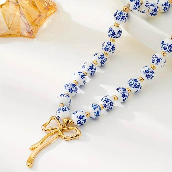 1pc Elegant Blue and White Porcelain Beaded Necklace with Floral Patterns and Bow Pendant - Ideal for Daily Wear or Gifting, Versatile Accessory|Elegant Accessory|Handcrafted Ceramics