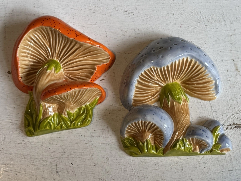 2 Vtg Mushroom Wall Art 70s/80s Duncan Ceramic Prod. Set Country Kitchen Kitch