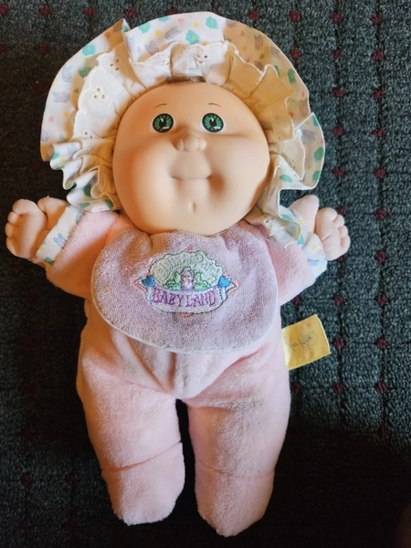 Vintage 80’s CABBAGE PATCH BABYLAND Baby DOLL RETRO 1980’s TOY Plush Soft