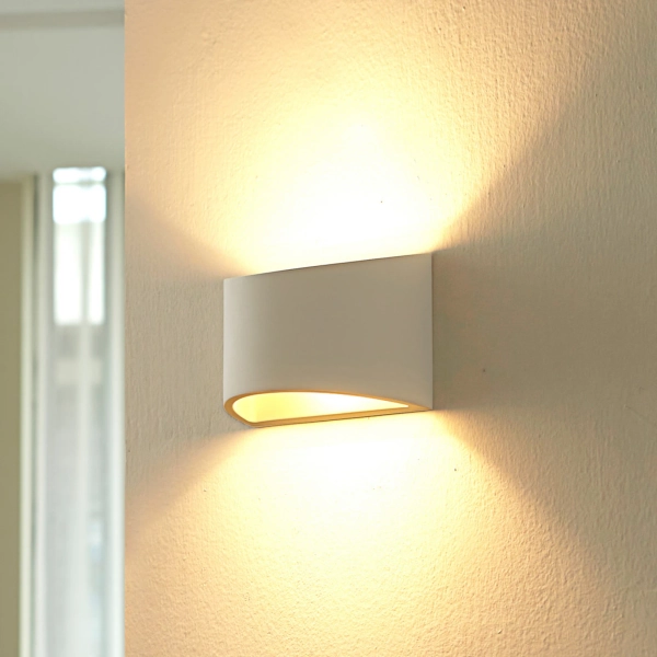 Lindby candeeiro de parede Heiko, alto/baixo, gesso, branco, altura 12 cm