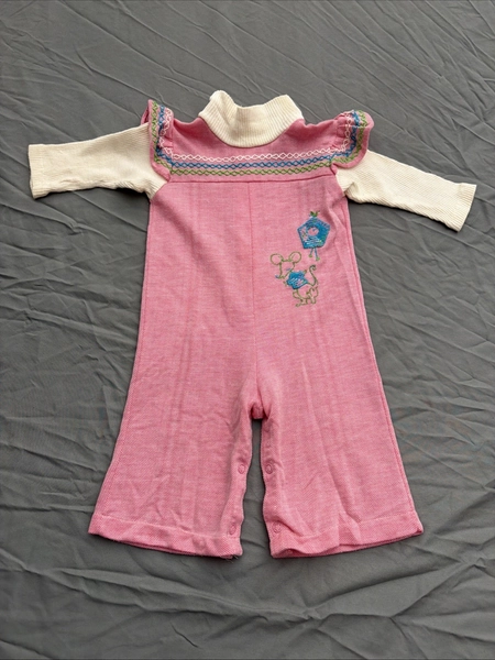 Vintage Carter’s Pink Baby Girl Romper  Mouse Clock Embroidery, 1970s-1980s