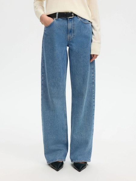 HOOG GETAILLEERD WIDE FIT JEANS