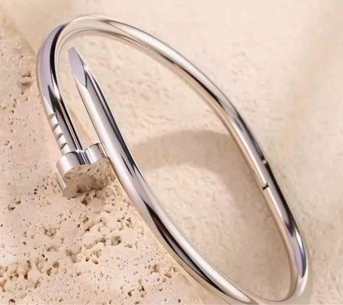 Luxurious and elegant nail stainless steel bracelets are suitable for women's parties, banquets and fashionable jewelry - AliExpress 