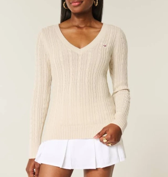 Hollister Women's Cable-Knit V-Neck Sweater
