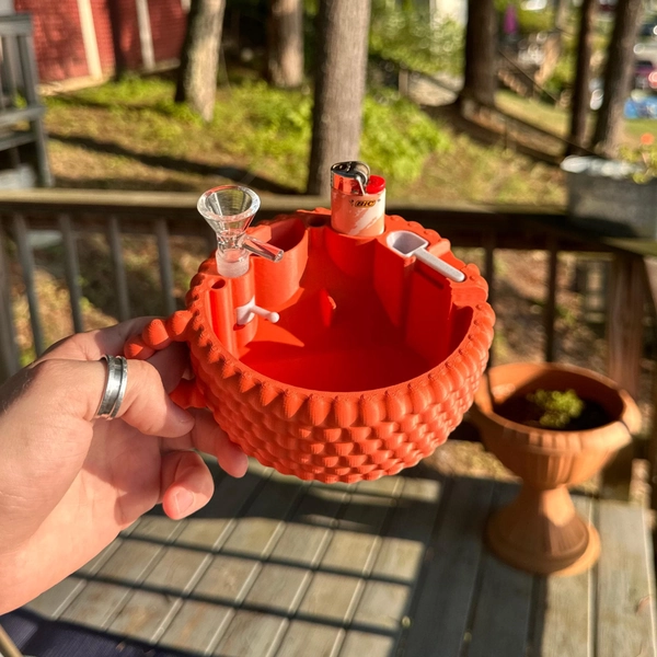 Multi-Functional Ashtray – Built-In Lighter Holder & Poker – Modern Smoking Accessory